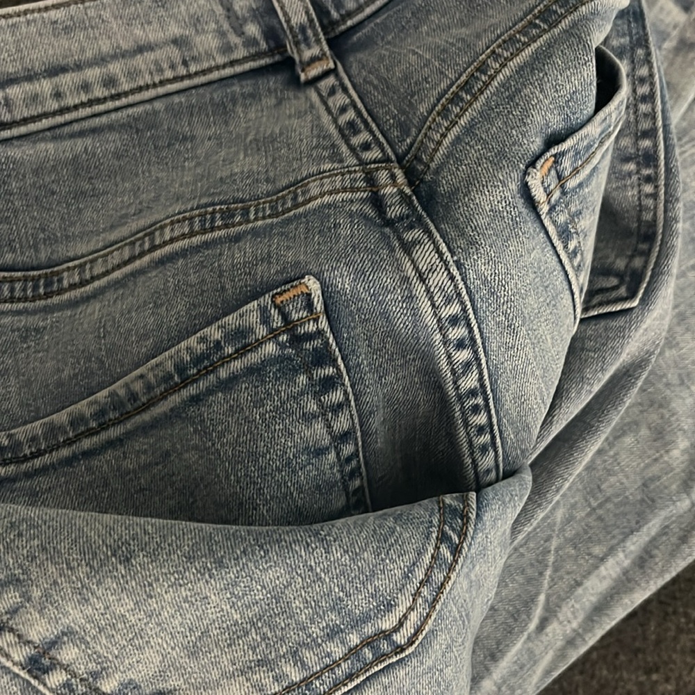 Express Jeans - Picture 4 of 5